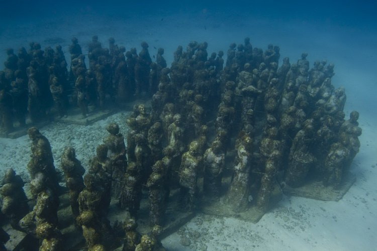 Подводные скульптуры Тихая эволюция