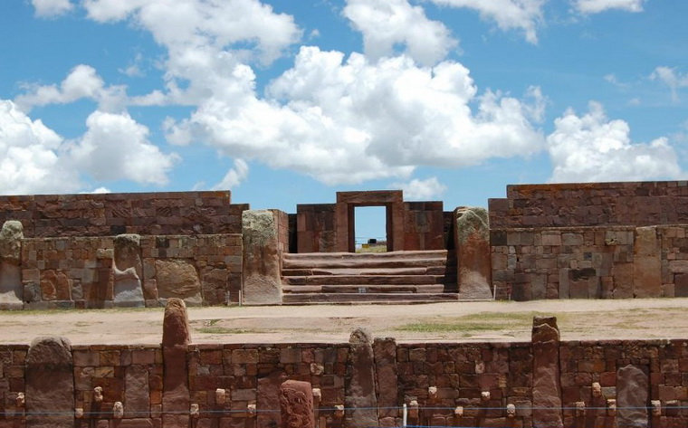 Руины Тиуанако. Боливия