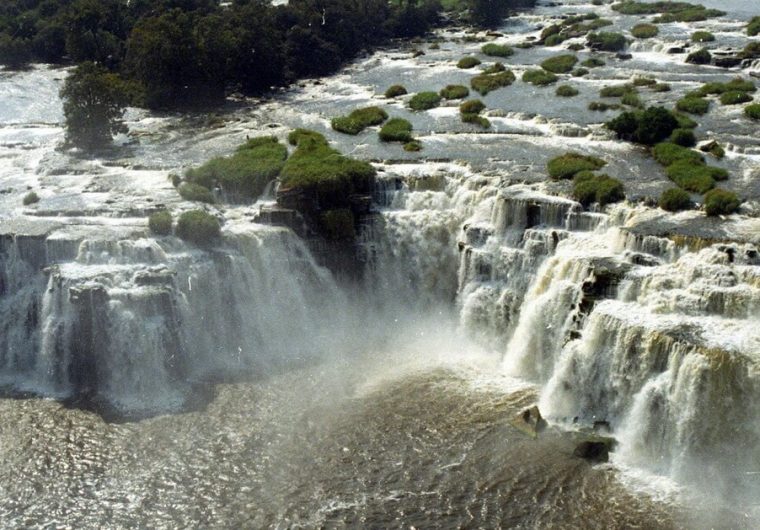 Водопады Ливингстона