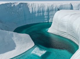 Ледяной Каньон в Гренландии