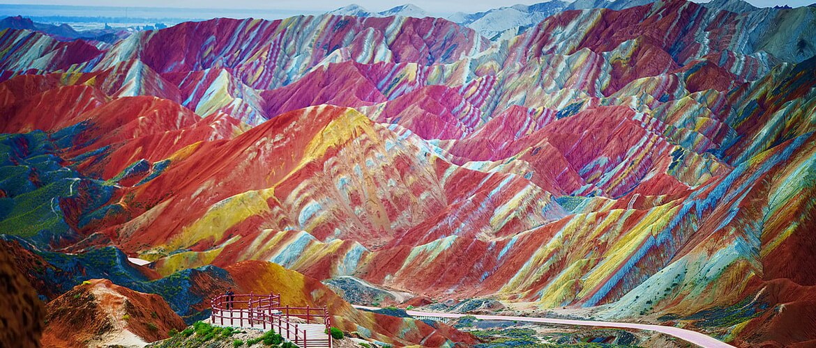Чжанъе Данксиа - разноцветные горы в Китае