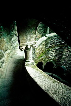 Винтовая лестница Подземной башни