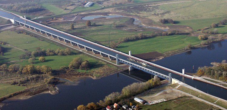 Магдебургский водный мост 