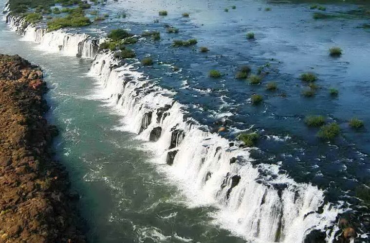 Мокона - параллельный водопад