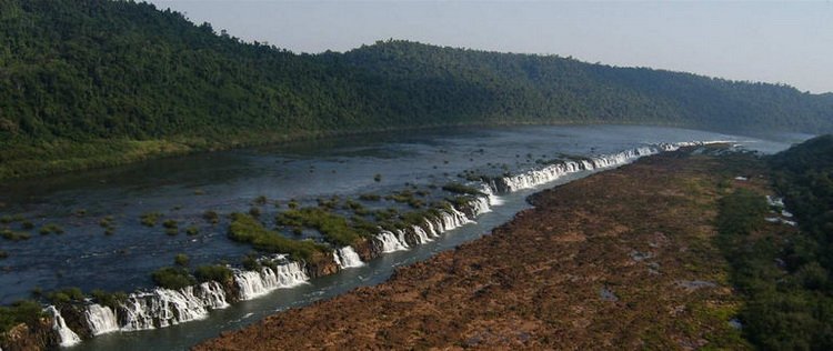 Водопад Мокона