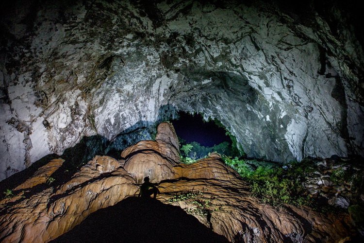 пещера Шондонг