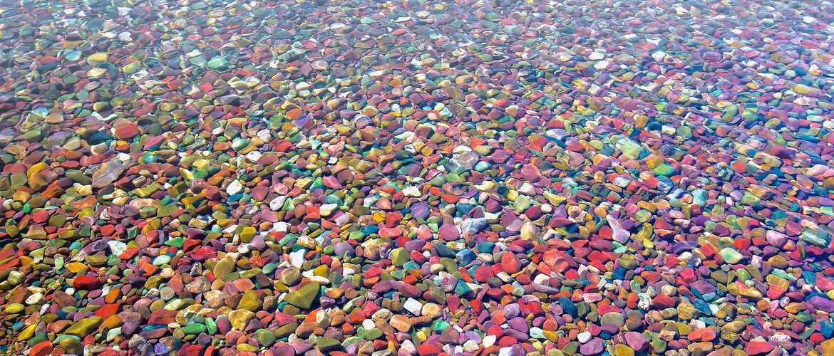 цветные камни озера Макдональд