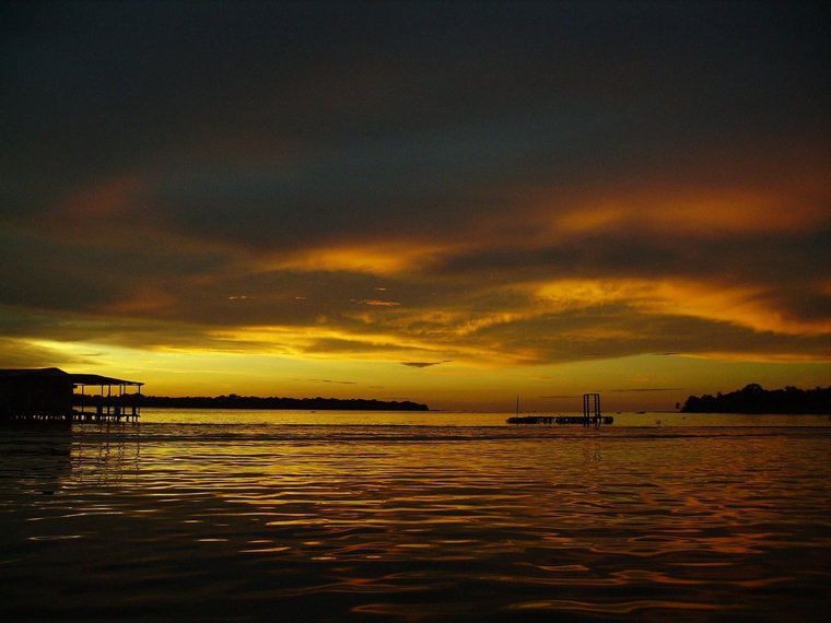 Закат над Озером Маракайбо