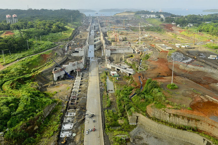 Работы по расширению Панамского канала