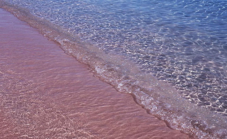 Розовый пляж. Багамы