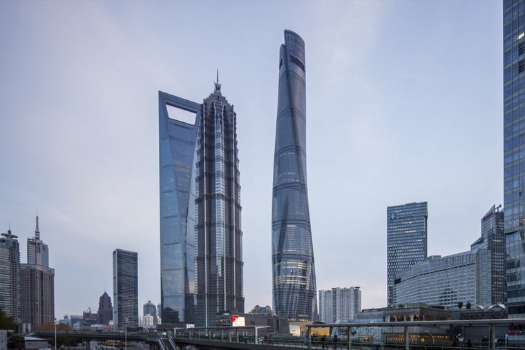 3 небоскреба в центре Шанхай