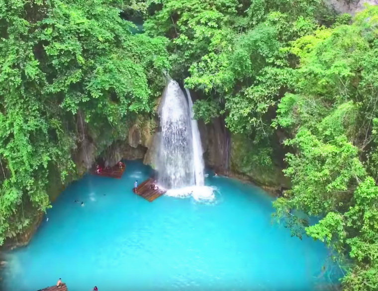 Водопад Кавасан на Филиппинах. Вид с высоты