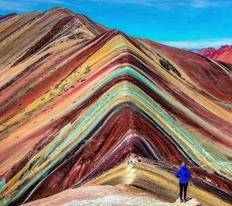Радужные гору в Перу