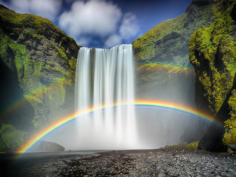 Двойная радуга на водопаде Скоугафосс