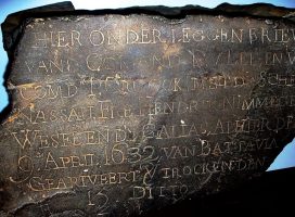 Каменные письма острова Мангабе