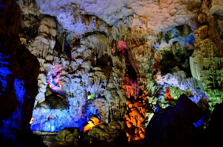 Пещера Дау Го