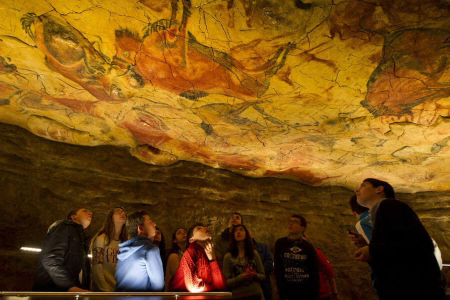 Копия рисунков пещеры Альтамира