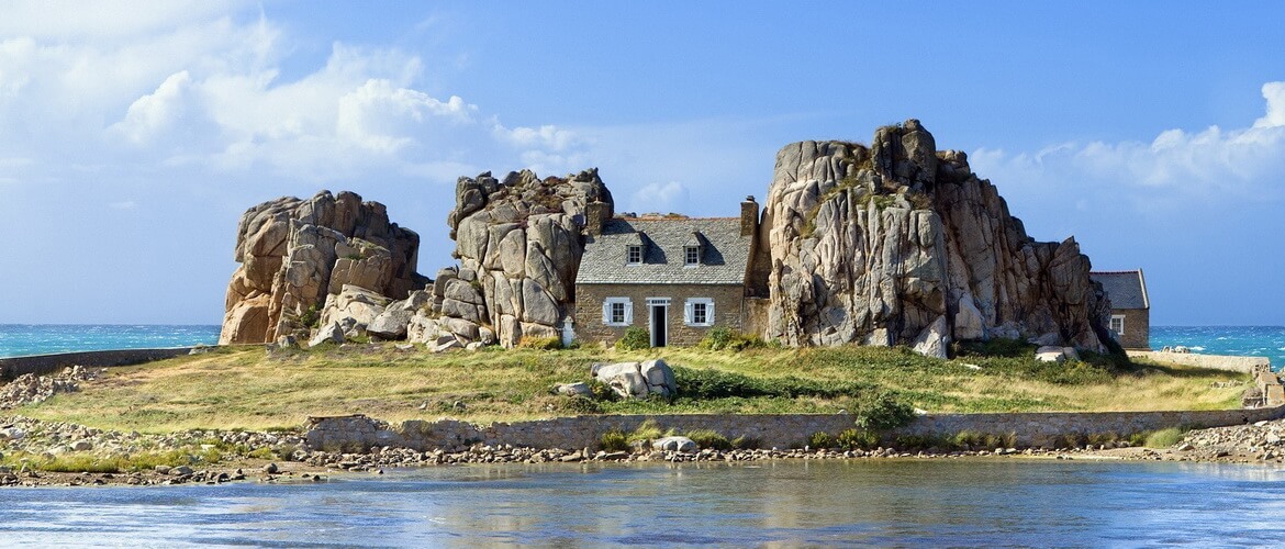 Дом на побережье франции купить квартиру в хмели пермь