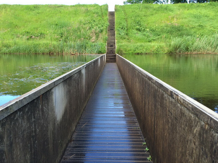 мост моисея в Голландии