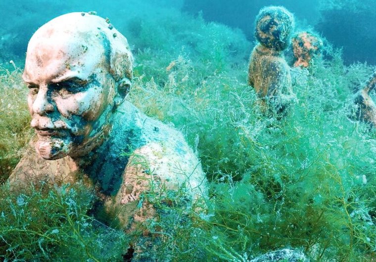 Аллея вождей - подводный музей тарханкута