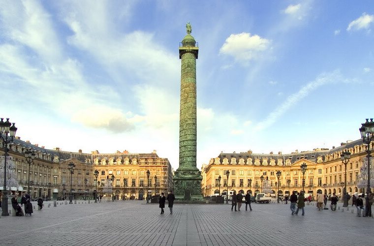 Вандомская площадь в Париже