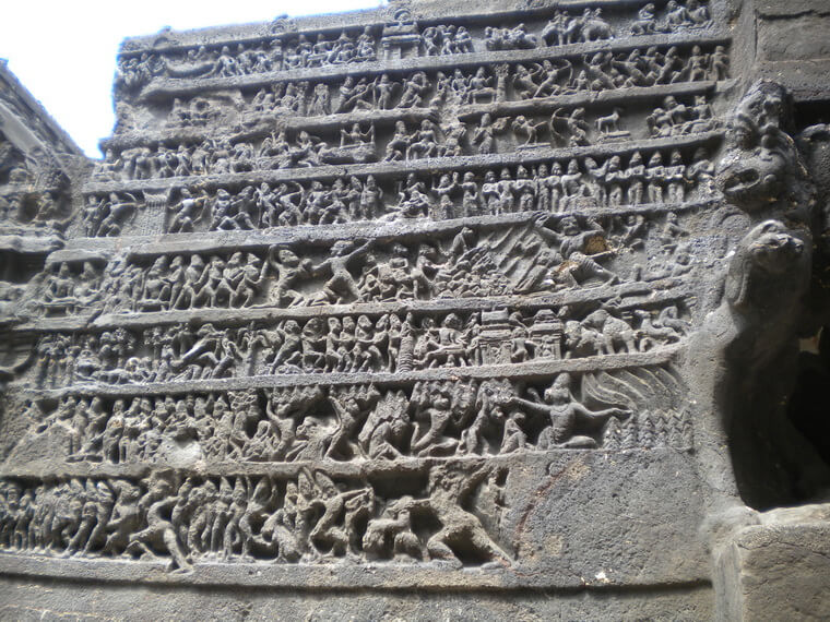 Храм Кайласа. Сцены из Рамаяны