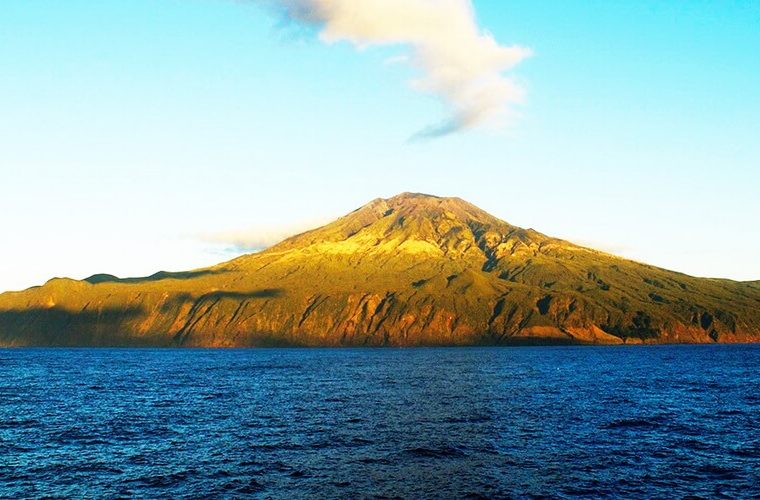 Тристан-да-Кунья - самый удаленный остров