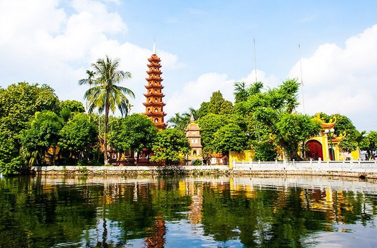 Пагода Чанкуок. Ханой. Вьетнам